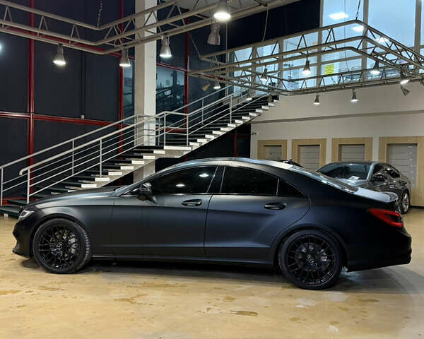 Белый Мерседес ЦЛС-Класс, объемом двигателя 4.7 л и пробегом 181 тыс. км за 19899 $, фото 4 на Automoto.ua