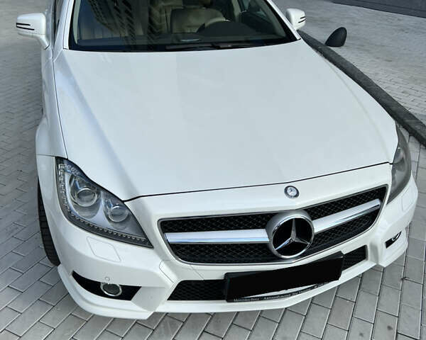 Белый Мерседес ЦЛС-Класс, объемом двигателя 3.5 л и пробегом 113 тыс. км за 24500 $, фото 14 на Automoto.ua