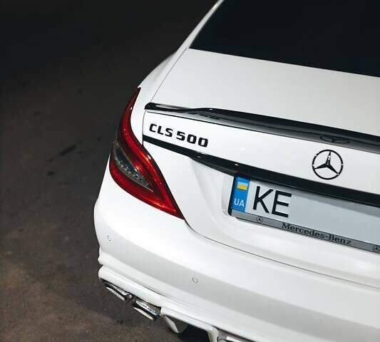Белый Мерседес ЦЛС-Класс, объемом двигателя 4.66 л и пробегом 70 тыс. км за 23900 $, фото 7 на Automoto.ua