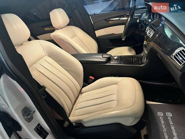 Белый Мерседес ЦЛС-Класс, объемом двигателя 4.7 л и пробегом 71 тыс. км за 20990 $, фото 56 на Automoto.ua