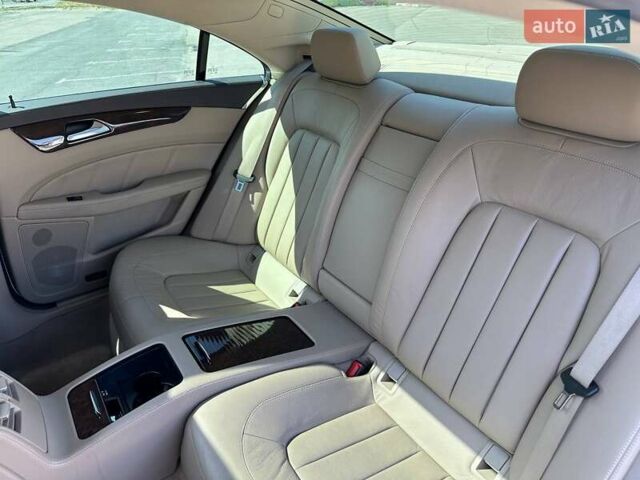 Білий Мерседес ЦЛС-Клас, об'ємом двигуна 4.66 л та пробігом 104 тис. км за 24900 $, фото 18 на Automoto.ua