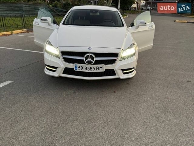 Белый Мерседес ЦЛС-Класс, объемом двигателя 2.99 л и пробегом 189 тыс. км за 23000 $, фото 2 на Automoto.ua
