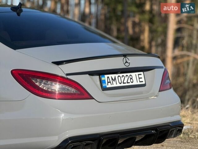 Белый Мерседес ЦЛС-Класс, объемом двигателя 4.66 л и пробегом 88 тыс. км за 21500 $, фото 5 на Automoto.ua