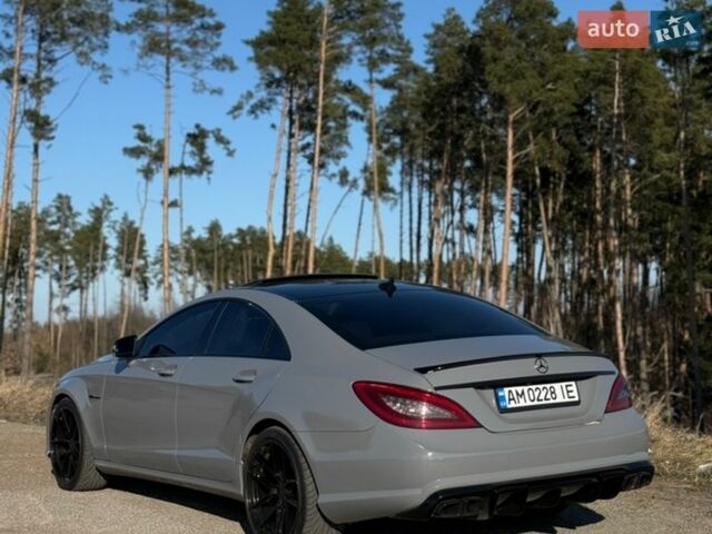 Белый Мерседес ЦЛС-Класс, объемом двигателя 4.66 л и пробегом 88 тыс. км за 21500 $, фото 3 на Automoto.ua