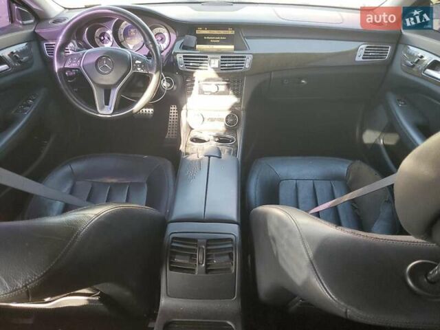 Белый Мерседес ЦЛС-Класс, объемом двигателя 4.67 л и пробегом 126 тыс. км за 9700 $, фото 7 на Automoto.ua