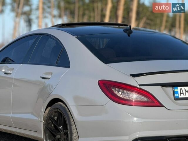 Белый Мерседес ЦЛС-Класс, объемом двигателя 4.66 л и пробегом 88 тыс. км за 21500 $, фото 4 на Automoto.ua