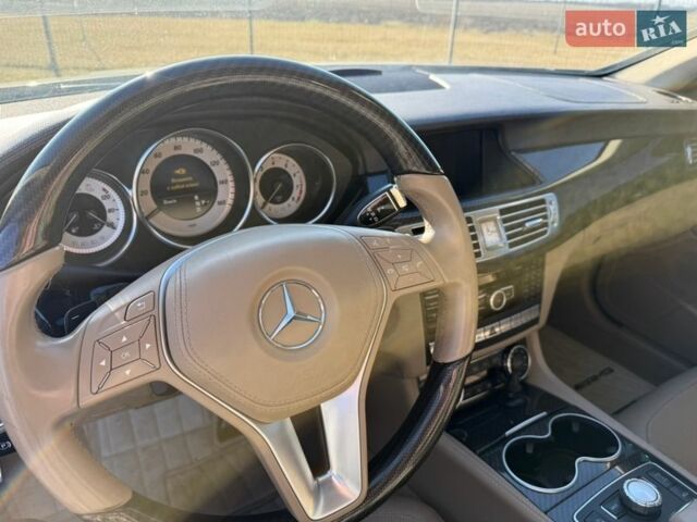 Белый Мерседес ЦЛС-Класс, объемом двигателя 4.66 л и пробегом 88 тыс. км за 21500 $, фото 11 на Automoto.ua