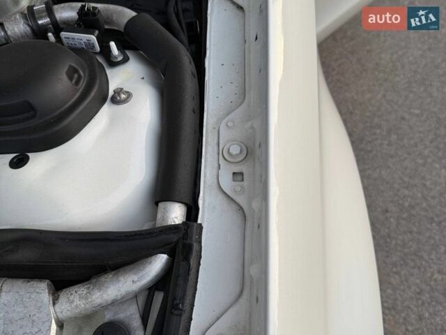 Белый Мерседес ЦЛС-Класс, объемом двигателя 2.99 л и пробегом 189 тыс. км за 23000 $, фото 31 на Automoto.ua