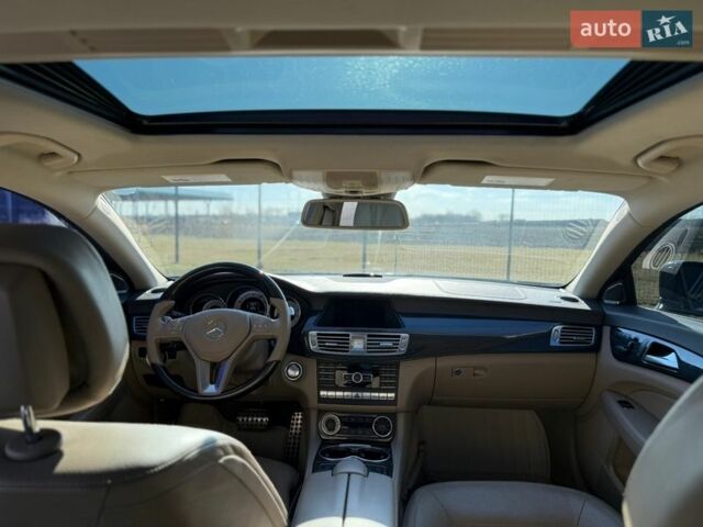 Белый Мерседес ЦЛС-Класс, объемом двигателя 4.66 л и пробегом 88 тыс. км за 21500 $, фото 10 на Automoto.ua