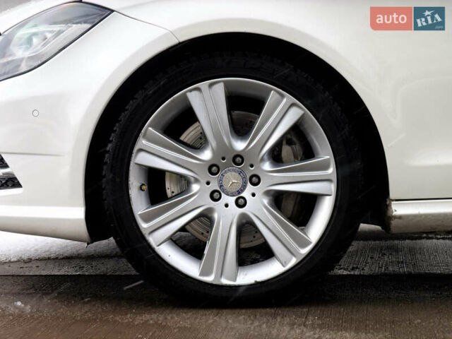 Белый Мерседес ЦЛС-Класс, объемом двигателя 4.7 л и пробегом 140 тыс. км за 16800 $, фото 21 на Automoto.ua