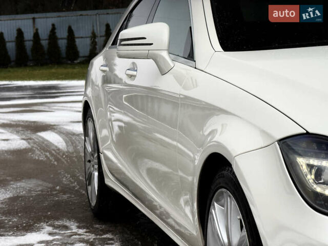 Белый Мерседес ЦЛС-Класс, объемом двигателя 4.7 л и пробегом 140 тыс. км за 16800 $, фото 7 на Automoto.ua