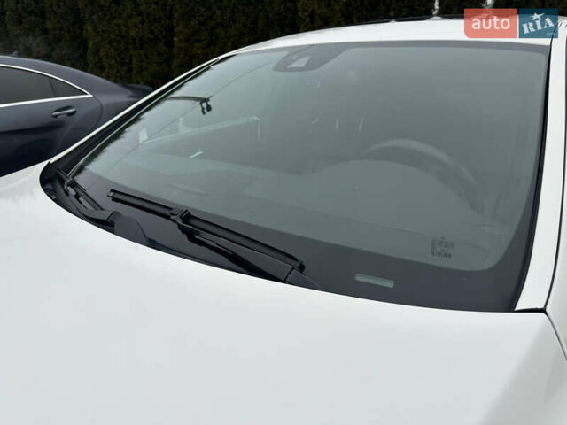 Білий Мерседес ЦЛС-Клас, об'ємом двигуна 4.66 л та пробігом 134 тис. км за 15000 $, фото 9 на Automoto.ua