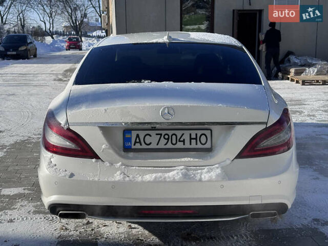 Белый Мерседес ЦЛС-Класс, объемом двигателя 4.7 л и пробегом 145 тыс. км за 15850 $, фото 10 на Automoto.ua