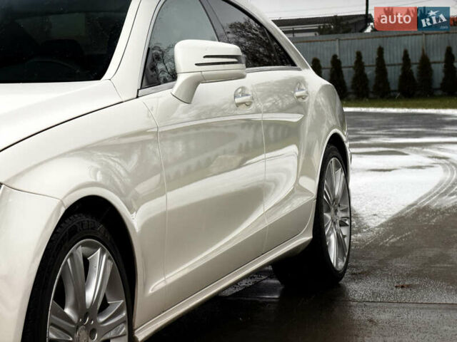 Белый Мерседес ЦЛС-Класс, объемом двигателя 4.7 л и пробегом 140 тыс. км за 16800 $, фото 20 на Automoto.ua