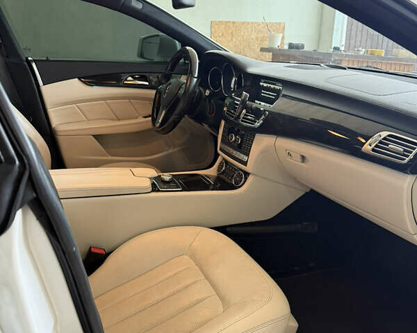 Білий Мерседес ЦЛС-Клас, об'ємом двигуна 3 л та пробігом 174 тис. км за 25500 $, фото 18 на Automoto.ua