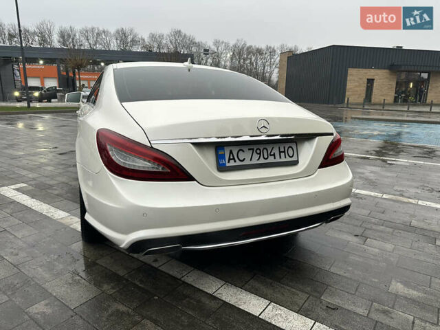 Білий Мерседес ЦЛС-Клас, об'ємом двигуна 4.66 л та пробігом 134 тис. км за 15000 $, фото 4 на Automoto.ua