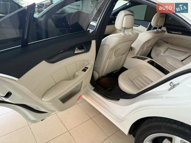 Білий Мерседес ЦЛС-Клас, об'ємом двигуна 3 л та пробігом 174 тис. км за 25500 $, фото 14 на Automoto.ua