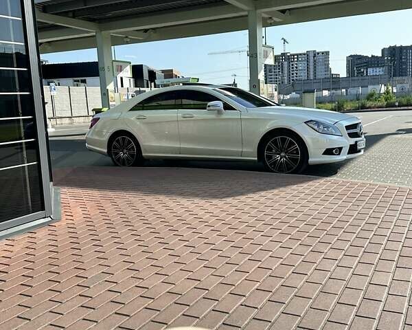 Білий Мерседес ЦЛС-Клас, об'ємом двигуна 2.99 л та пробігом 202 тис. км за 25000 $, фото 6 на Automoto.ua