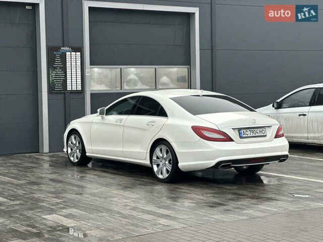Білий Мерседес ЦЛС-Клас, об'ємом двигуна 4.66 л та пробігом 134 тис. км за 15000 $, фото 7 на Automoto.ua