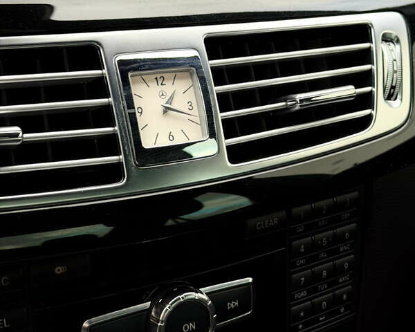 Белый Мерседес ЦЛС-Класс, объемом двигателя 4.7 л и пробегом 140 тыс. км за 16800 $, фото 38 на Automoto.ua