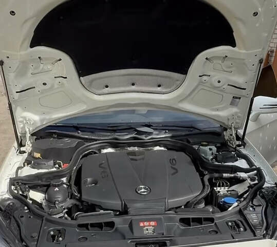 Білий Мерседес ЦЛС-Клас, об'ємом двигуна 3 л та пробігом 174 тис. км за 25500 $, фото 28 на Automoto.ua