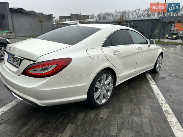 Білий Мерседес ЦЛС-Клас, об'ємом двигуна 4.66 л та пробігом 134 тис. км за 15000 $, фото 5 на Automoto.ua