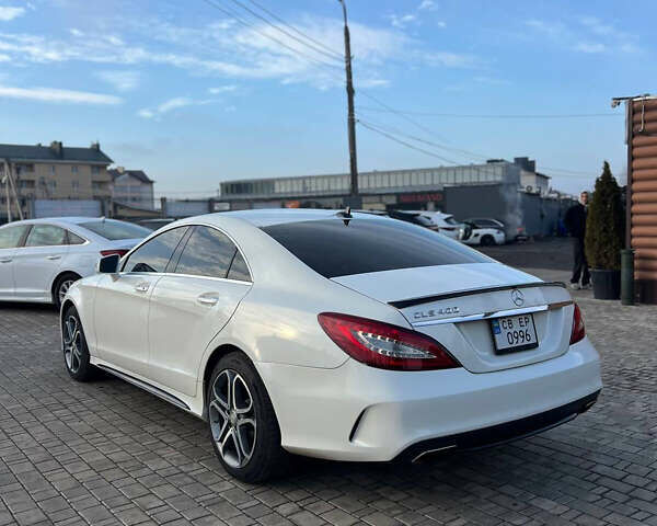 Белый Мерседес ЦЛС-Класс, объемом двигателя 3 л и пробегом 300 тыс. км за 17999 $, фото 4 на Automoto.ua