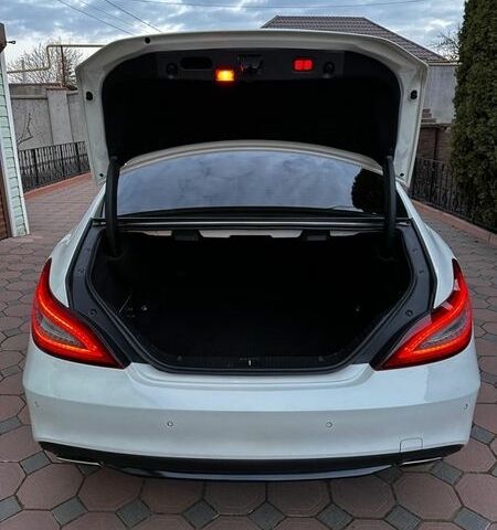 Белый Мерседес ЦЛС-Класс, объемом двигателя 3 л и пробегом 238 тыс. км за 21900 $, фото 26 на Automoto.ua