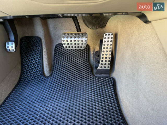 Белый Мерседес ЦЛС-Класс, объемом двигателя 4.7 л и пробегом 118 тыс. км за 19500 $, фото 46 на Automoto.ua