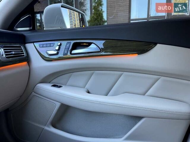 Белый Мерседес ЦЛС-Класс, объемом двигателя 3 л и пробегом 295 тыс. км за 17999 $, фото 2 на Automoto.ua