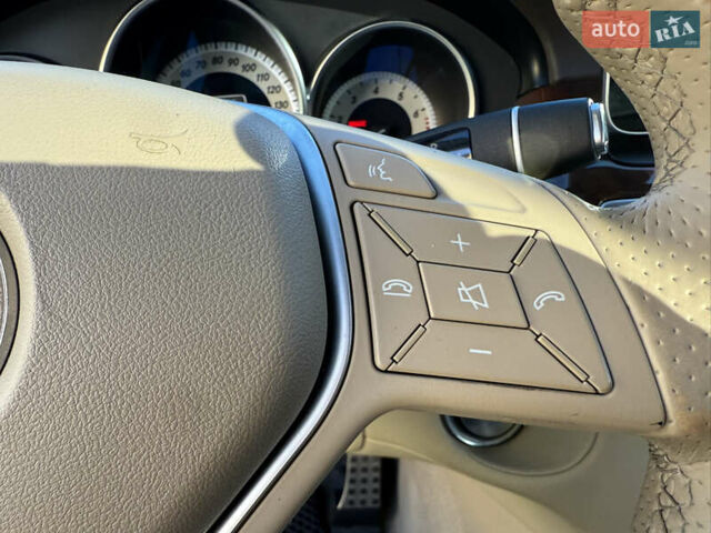 Белый Мерседес ЦЛС-Класс, объемом двигателя 4.7 л и пробегом 118 тыс. км за 19500 $, фото 39 на Automoto.ua