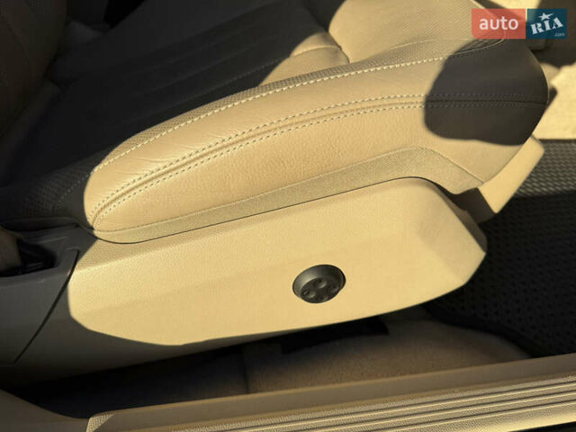 Белый Мерседес ЦЛС-Класс, объемом двигателя 4.7 л и пробегом 118 тыс. км за 19500 $, фото 55 на Automoto.ua