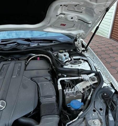 Белый Мерседес ЦЛС-Класс, объемом двигателя 3 л и пробегом 238 тыс. км за 21900 $, фото 30 на Automoto.ua