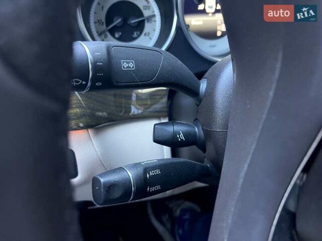 Белый Мерседес ЦЛС-Класс, объемом двигателя 3 л и пробегом 295 тыс. км за 17999 $, фото 9 на Automoto.ua