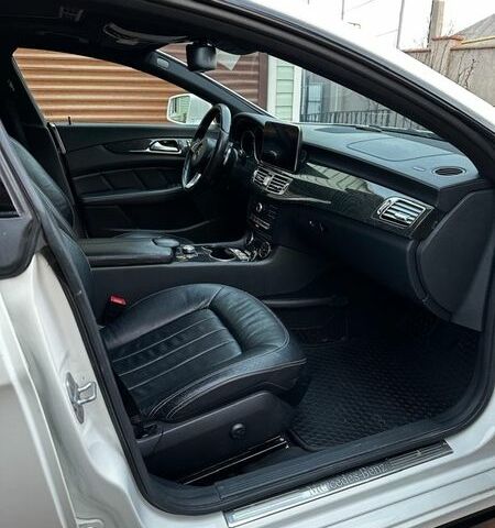 Белый Мерседес ЦЛС-Класс, объемом двигателя 3 л и пробегом 238 тыс. км за 21900 $, фото 41 на Automoto.ua