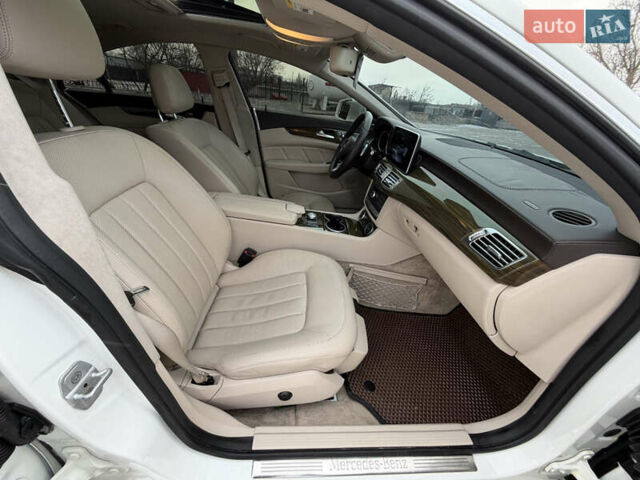 Білий Мерседес ЦЛС-Клас, об'ємом двигуна 3 л та пробігом 300 тис. км за 27000 $, фото 31 на Automoto.ua