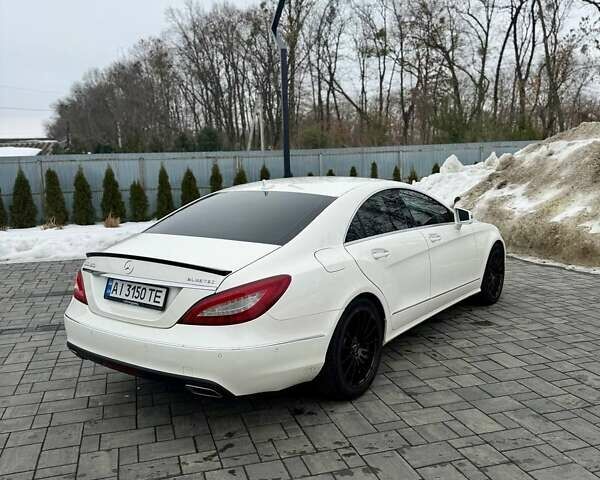 Белый Мерседес ЦЛС-Класс, объемом двигателя 3 л и пробегом 297 тыс. км за 25000 $, фото 1 на Automoto.ua