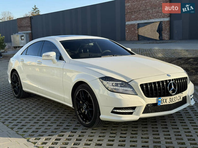 Белый Мерседес ЦЛС-Класс, объемом двигателя 4.7 л и пробегом 118 тыс. км за 19500 $, фото 23 на Automoto.ua