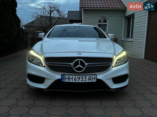 Белый Мерседес ЦЛС-Класс, объемом двигателя 3 л и пробегом 214 тыс. км за 21600 $, фото 6 на Automoto.ua