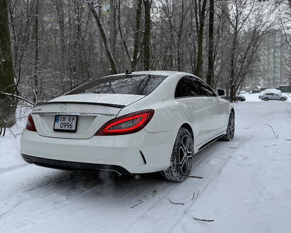 Білий Мерседес ЦЛС-Клас, об'ємом двигуна 2.99 л та пробігом 187 тис. км за 17500 $, фото 6 на Automoto.ua