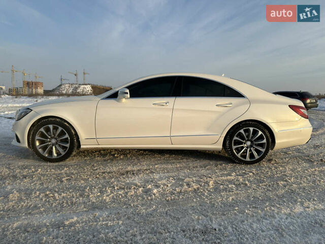 Белый Мерседес ЦЛС-Класс, объемом двигателя 2.14 л и пробегом 141 тыс. км за 24500 $, фото 3 на Automoto.ua