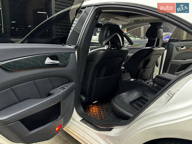 Белый Мерседес ЦЛС-Класс, объемом двигателя 2.2 л и пробегом 130 тыс. км за 27700 $, фото 15 на Automoto.ua