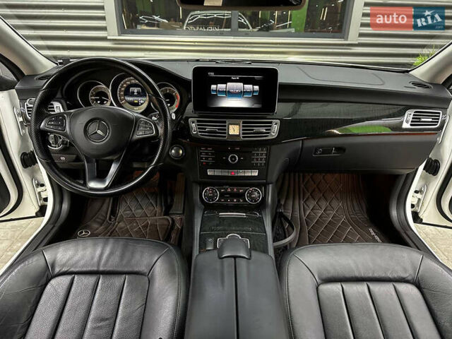 Белый Мерседес ЦЛС-Класс, объемом двигателя 2.2 л и пробегом 130 тыс. км за 27700 $, фото 24 на Automoto.ua