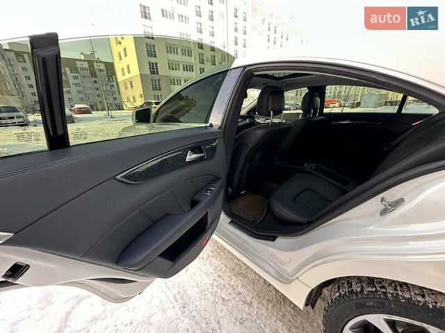 Белый Мерседес ЦЛС-Класс, объемом двигателя 2.14 л и пробегом 141 тыс. км за 24500 $, фото 25 на Automoto.ua