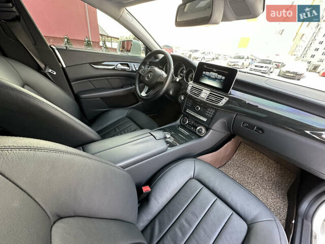 Белый Мерседес ЦЛС-Класс, объемом двигателя 2.14 л и пробегом 141 тыс. км за 24500 $, фото 33 на Automoto.ua