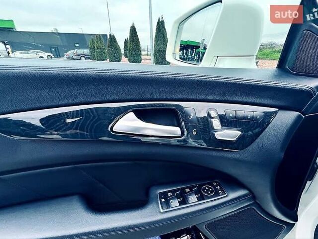 Белый Мерседес ЦЛС-Класс, объемом двигателя 3 л и пробегом 66 тыс. км за 35999 $, фото 10 на Automoto.ua