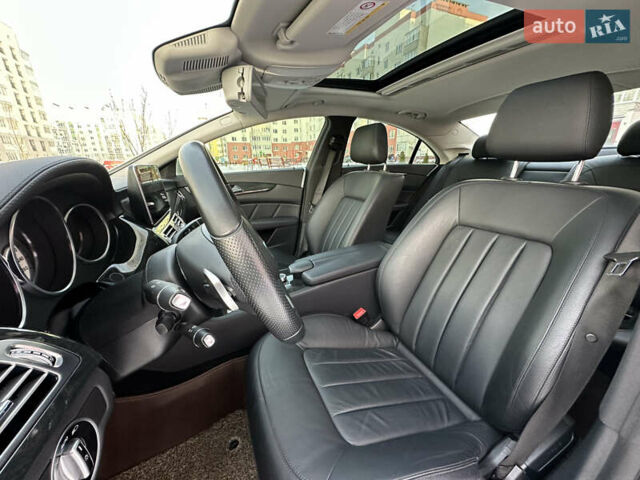 Белый Мерседес ЦЛС-Класс, объемом двигателя 2.14 л и пробегом 141 тыс. км за 24500 $, фото 24 на Automoto.ua