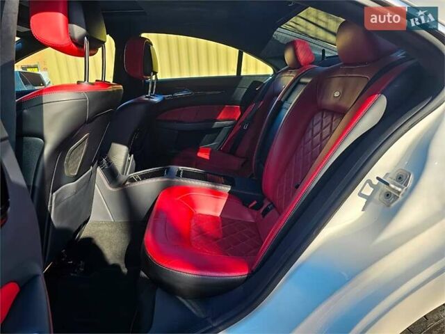 Белый Мерседес ЦЛС-Класс, объемом двигателя 4.6 л и пробегом 149 тыс. км за 13100 $, фото 9 на Automoto.ua