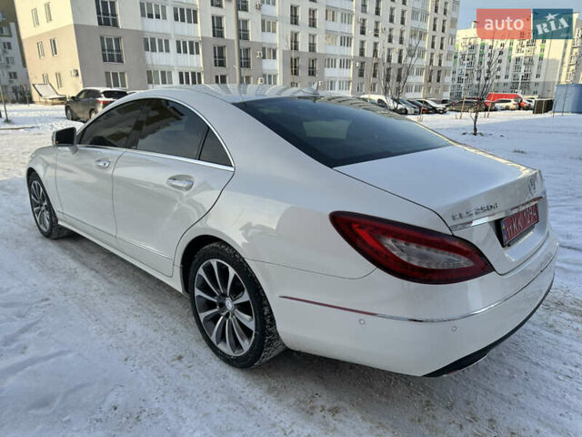 Белый Мерседес ЦЛС-Класс, объемом двигателя 2.14 л и пробегом 141 тыс. км за 24500 $, фото 12 на Automoto.ua