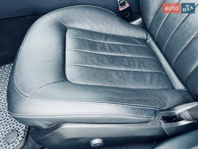 Белый Мерседес ЦЛС-Класс, объемом двигателя 2.99 л и пробегом 66 тыс. км за 35999 $, фото 58 на Automoto.ua